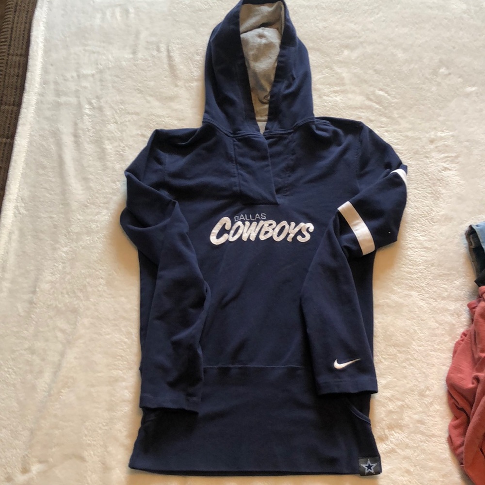 Women’s Dallas Cowboys hooded top